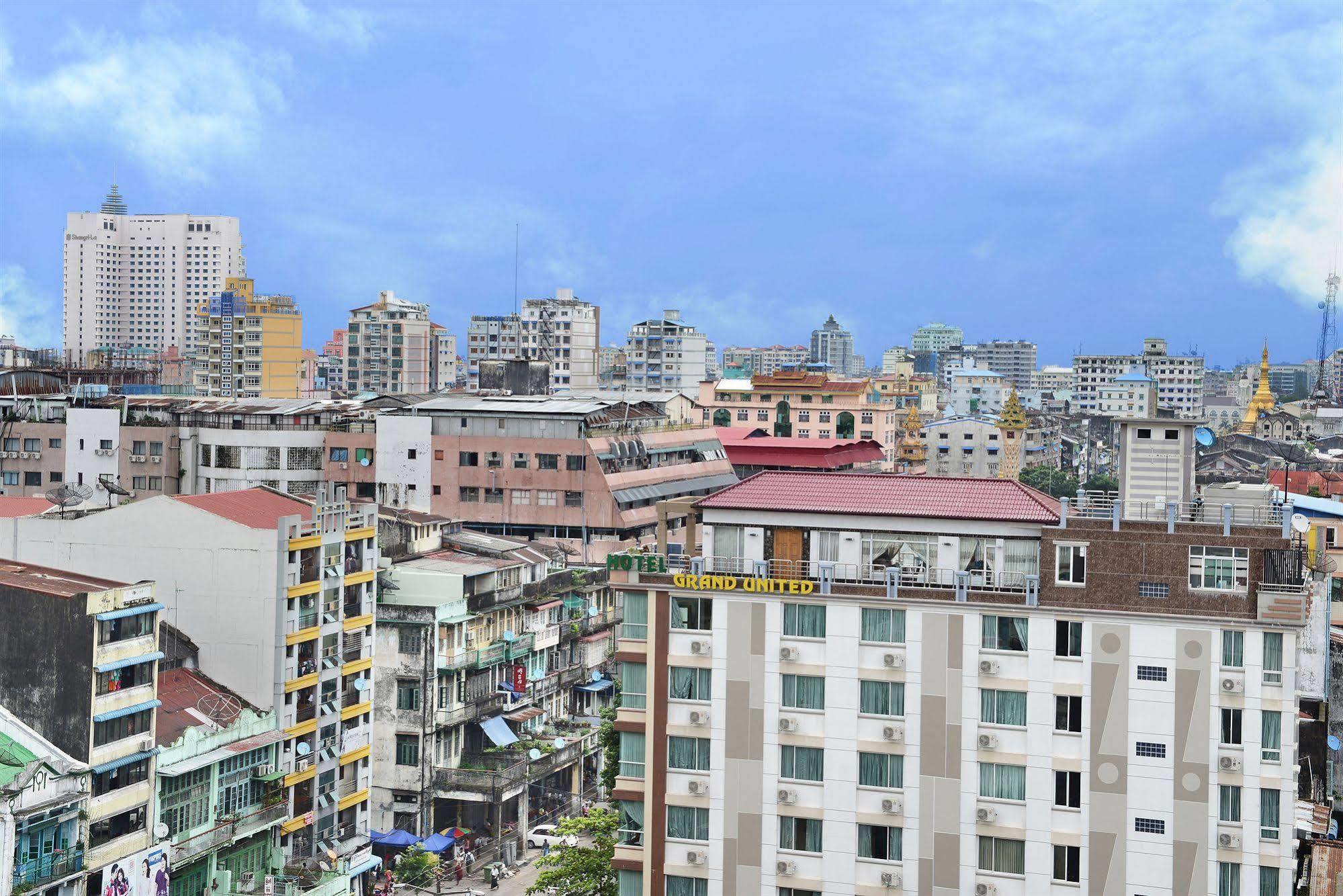 Hotel Grand United - 21St Downtown Yangon Exterior foto